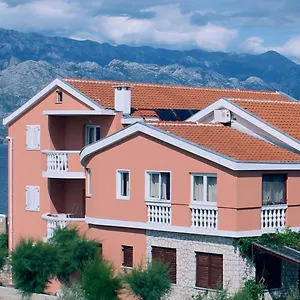 villa-ata-razanac.hotelinzadar.com/